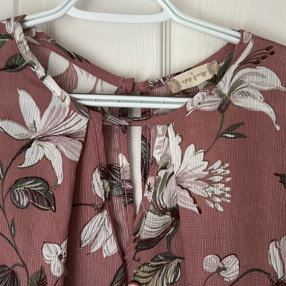 Altar’d State boho long sleeve top - Picture 2 of 4